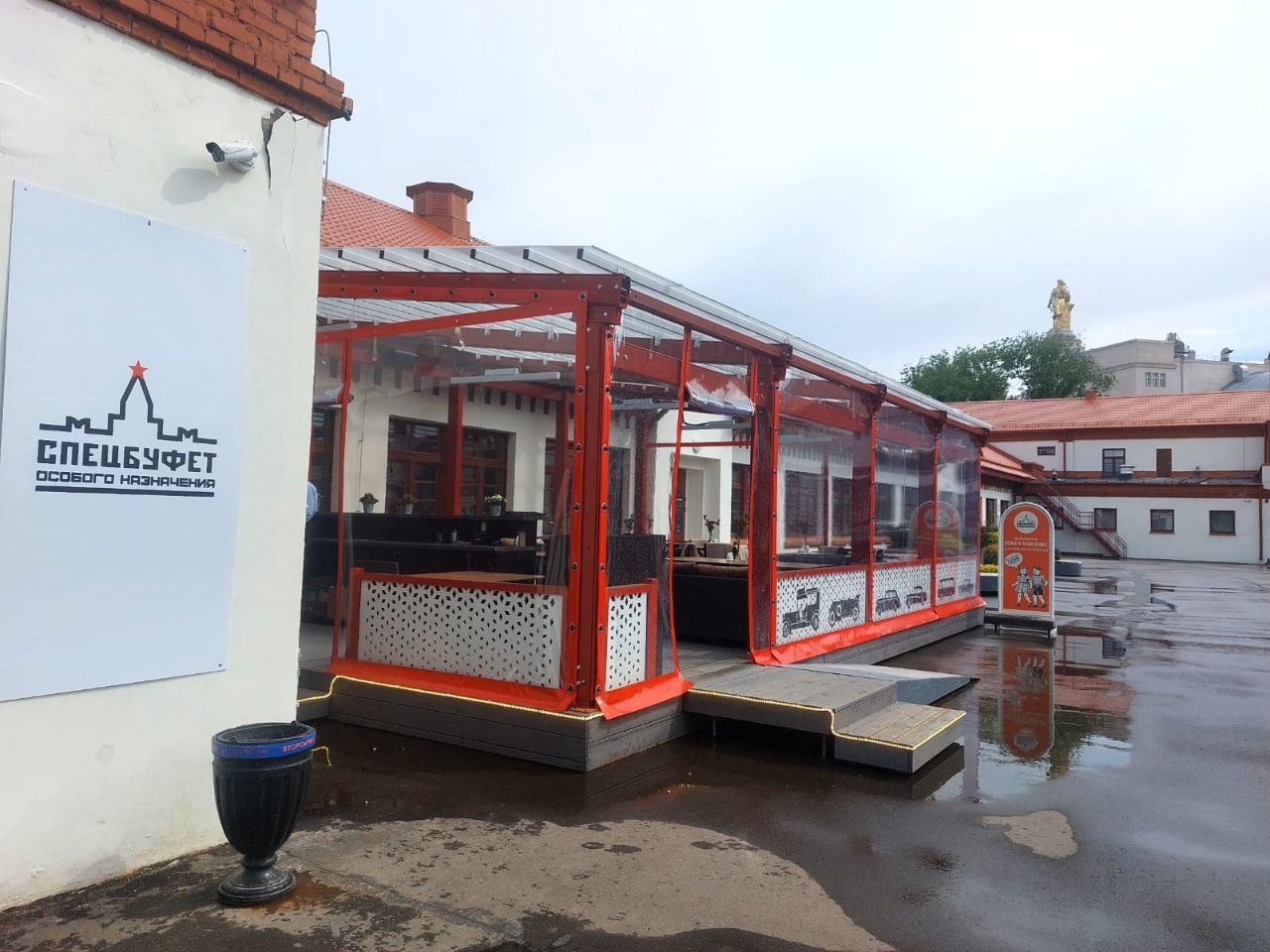 ПВХ шторы для летней террасы кафе в Любиме